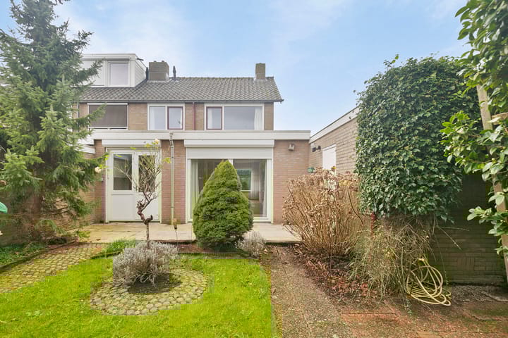 Foto 27 van Donker Curtiusstraat 1