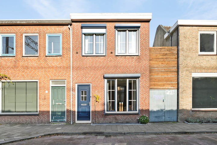 Zuid-Oosterstraat 48