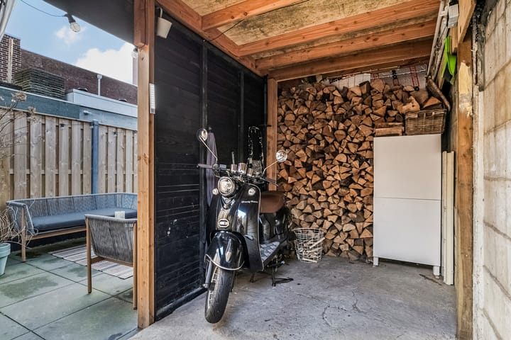 Foto 29 van Zuid-Oosterstraat 48