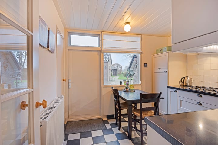 Foto 16 van Beatrixweg 36