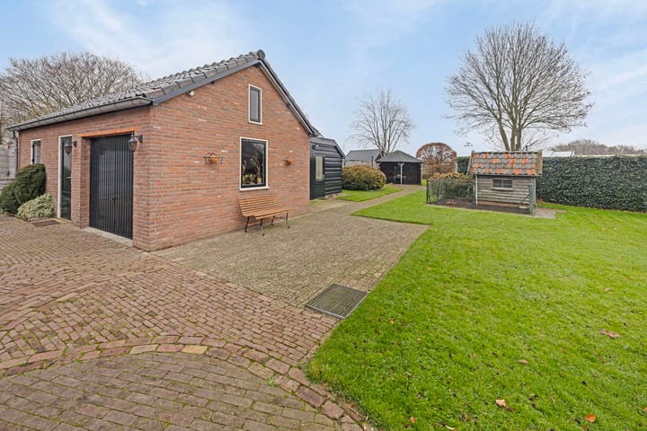 Foto 29 van Beatrixweg 36