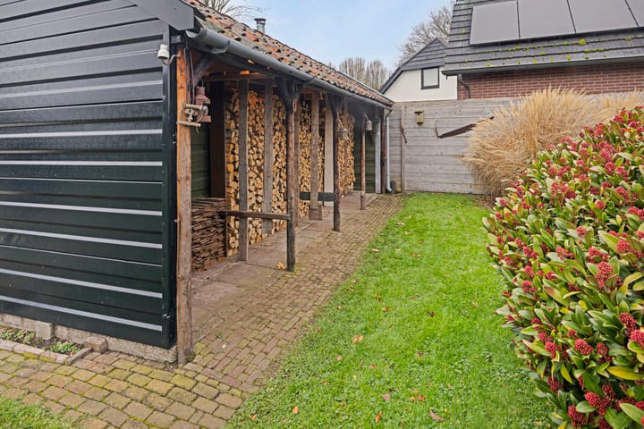 Foto 40 van Beatrixweg 36