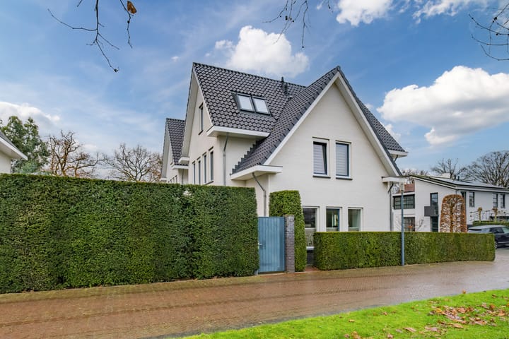 Foto 8 van Hendrikstraat 8