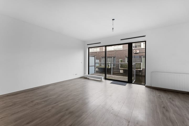 Photo 7 of Van der Voortvaart 17