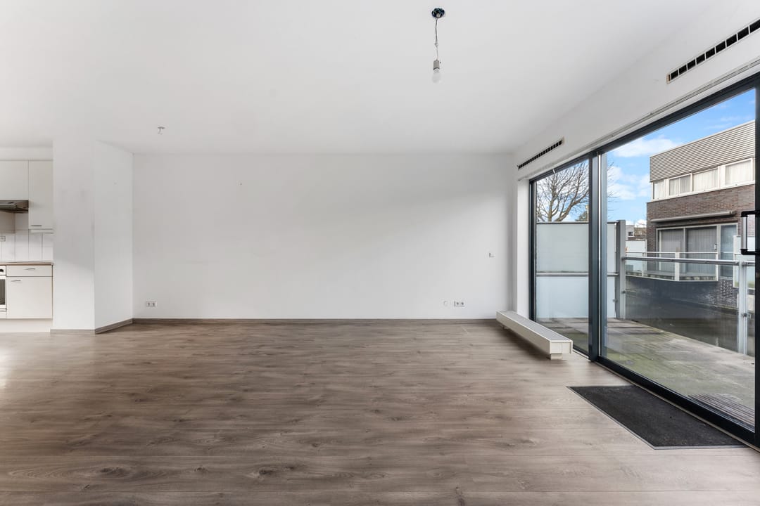 Photo 8 of Van der Voortvaart 17