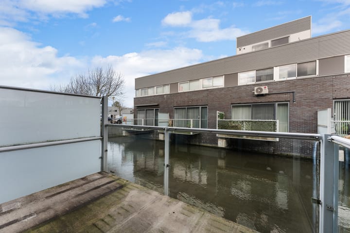 Photo 10 of Van der Voortvaart 17