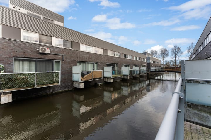 Photo 12 of Van der Voortvaart 17