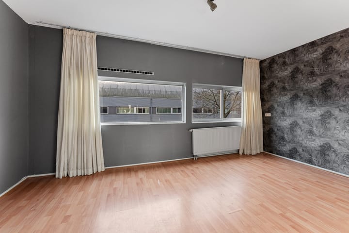 Photo 21 of Van der Voortvaart 17