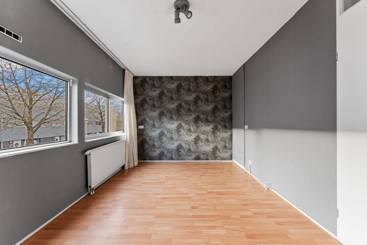 Photo 22 of Van der Voortvaart 17