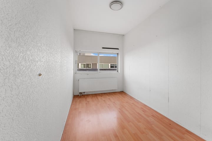 Photo 26 of Van der Voortvaart 17