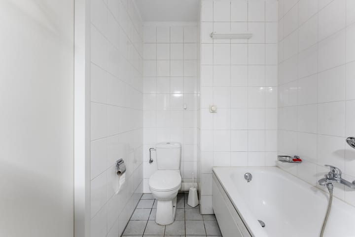 Photo 29 of Van der Voortvaart 17