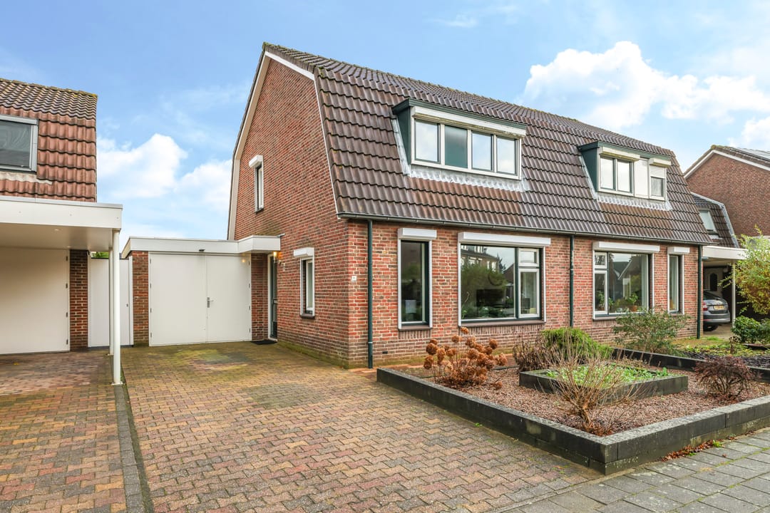 Photo 1 of Van Rooijenstraat 5