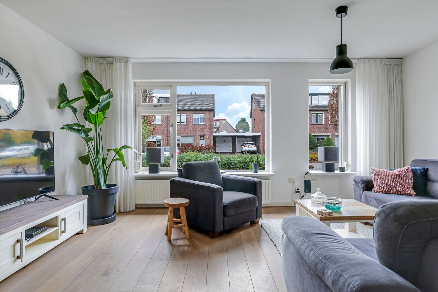 Photo 10 of Van Rooijenstraat 5