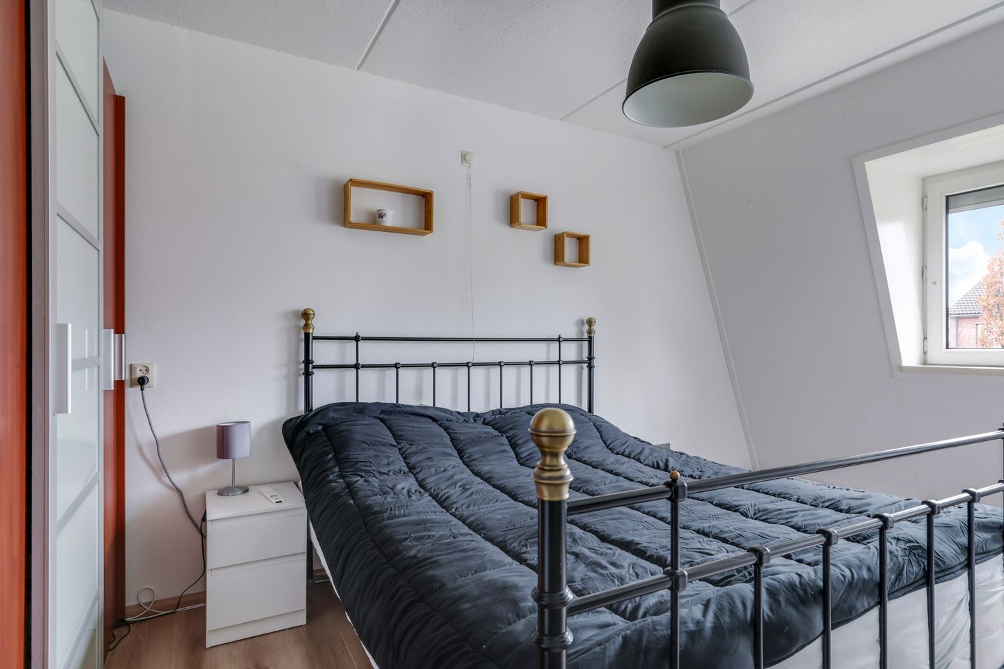 Photo 29 of Van Rooijenstraat 5