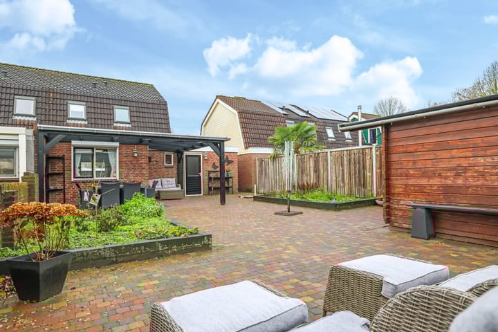 Foto 41 van Van Rooijenstraat 5