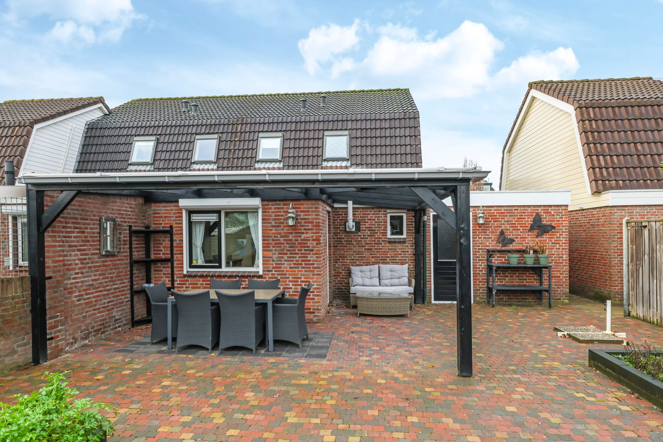 Photo 51 of Van Rooijenstraat 5