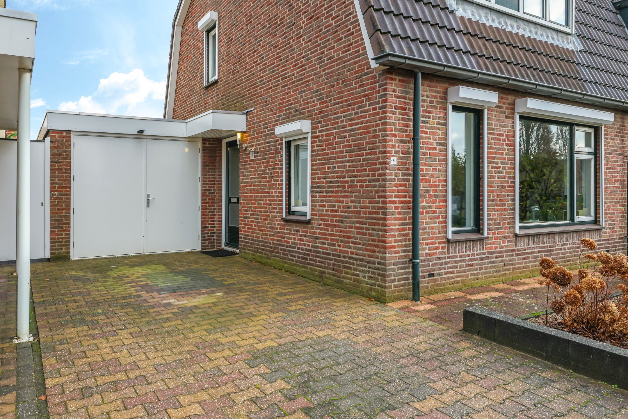 Photo 54 of Van Rooijenstraat 5