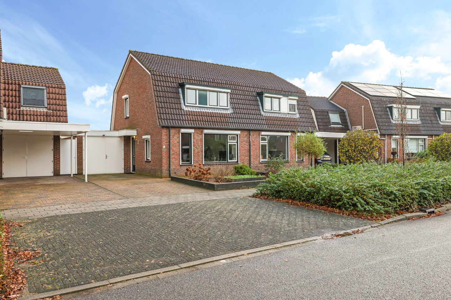 Photo 59 of Van Rooijenstraat 5