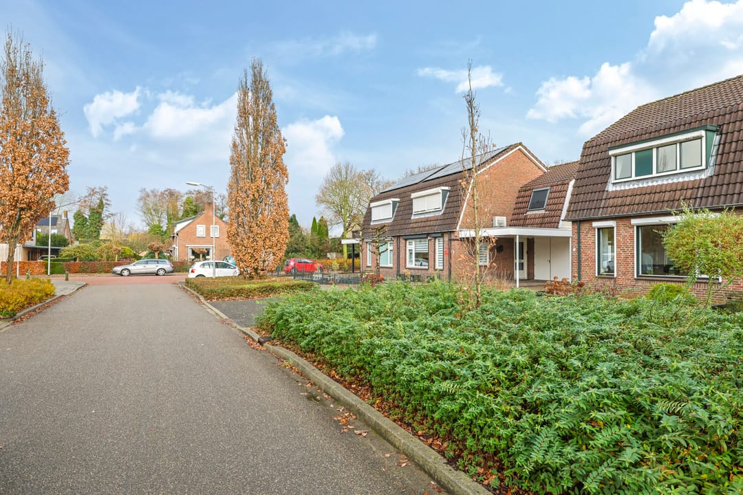 Photo 61 of Van Rooijenstraat 5