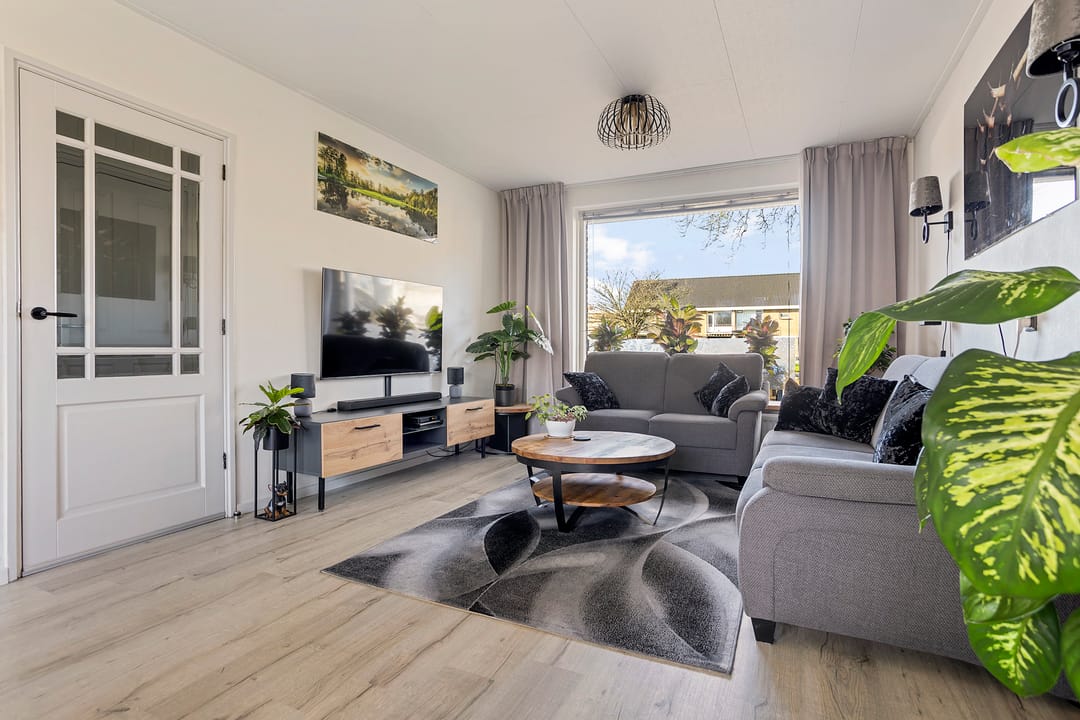 Foto 7 van Worp Tjaardastraat 143