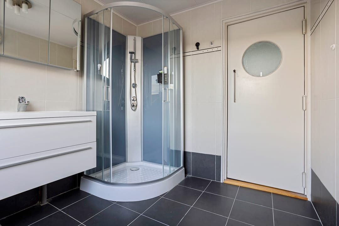 Foto 22 van Worp Tjaardastraat 143