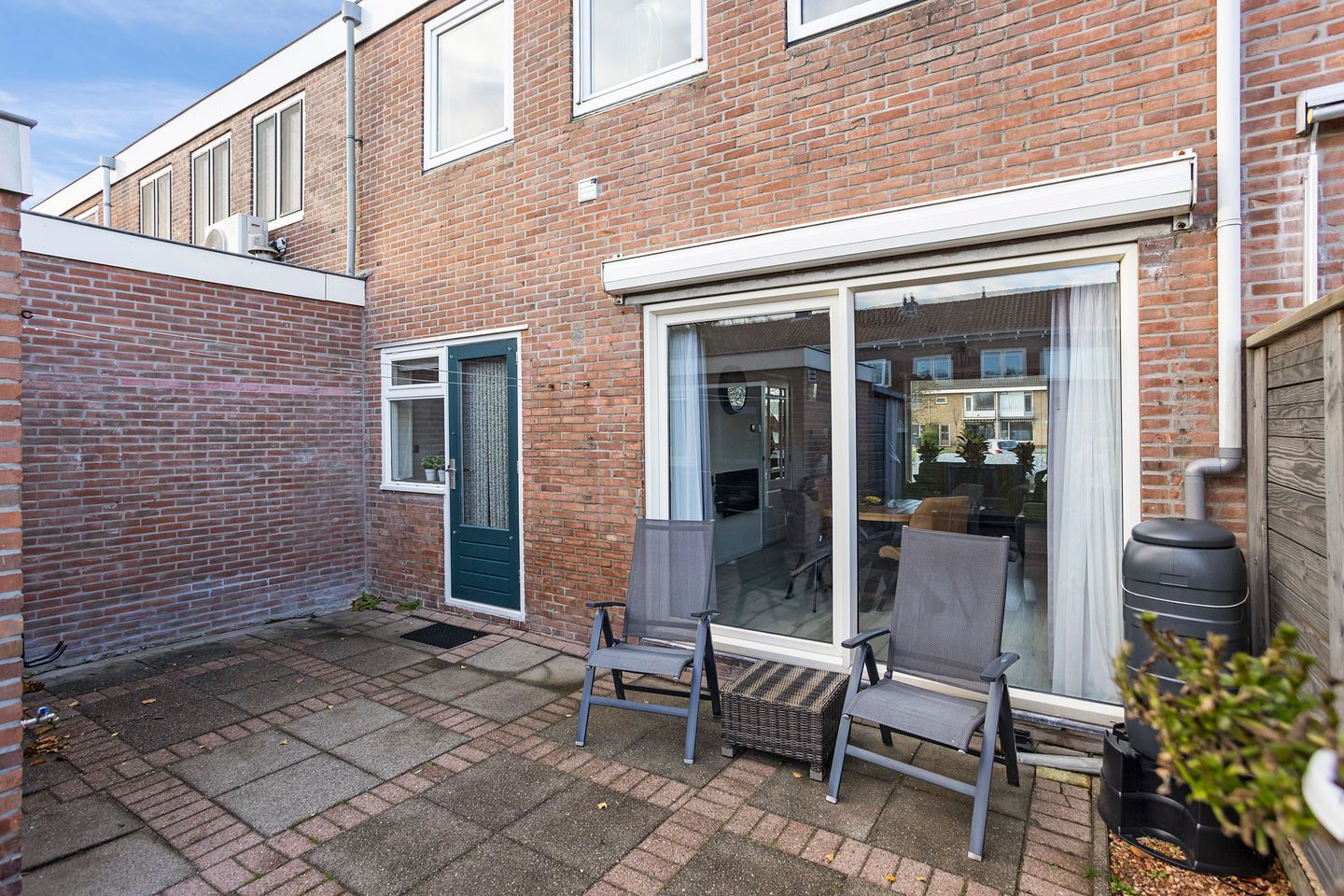 Foto 29 van Worp Tjaardastraat 143