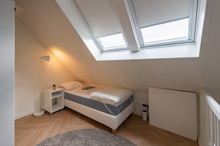 Foto 12 van Dam 81-A