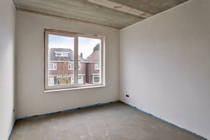 View photo 12 of Floresstraat 88-B