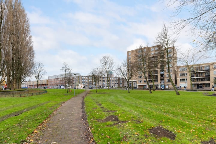 Foto 23 van Crooswijksestraat 14