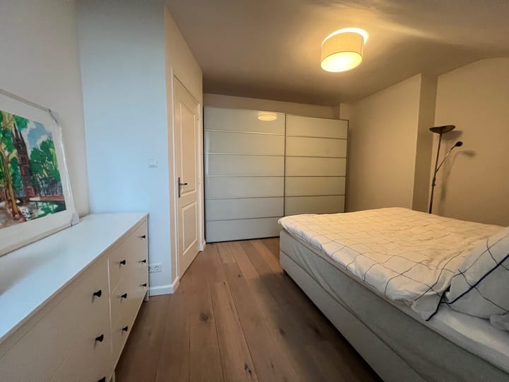 Photo 12 of Paulinastraat 64