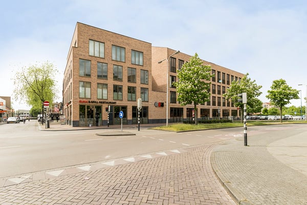 Bekijk foto 1 van Hooghuisstraat 18-H