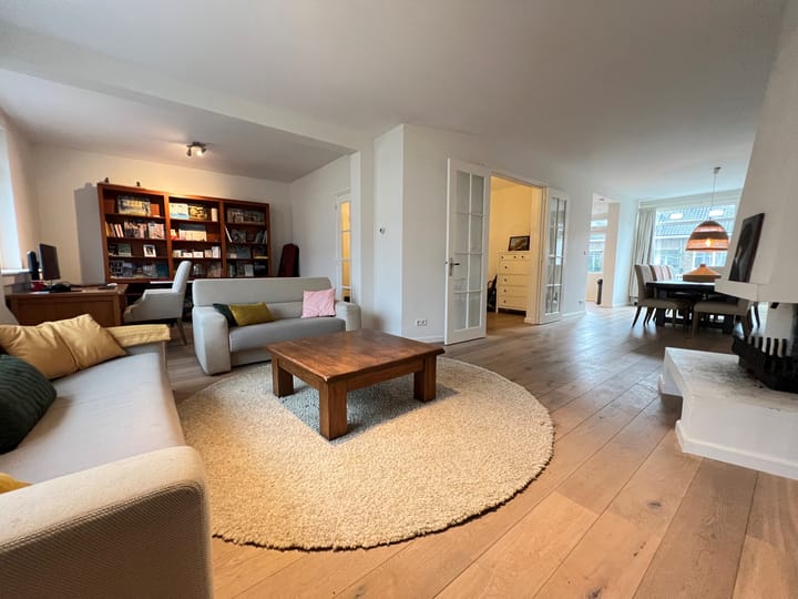 Photo 22 of Paulinastraat 64