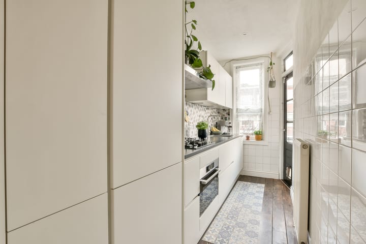 Photo 10 of Gulden Winckelplantsoen 26-2