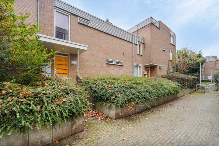 Bekijk foto 1 van Kasteel Elderenstraat 27-B