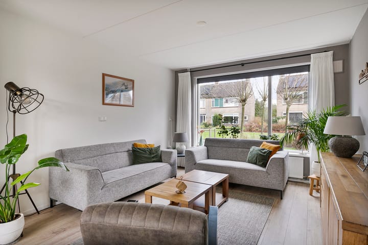 Foto 2 van Lautastins 16