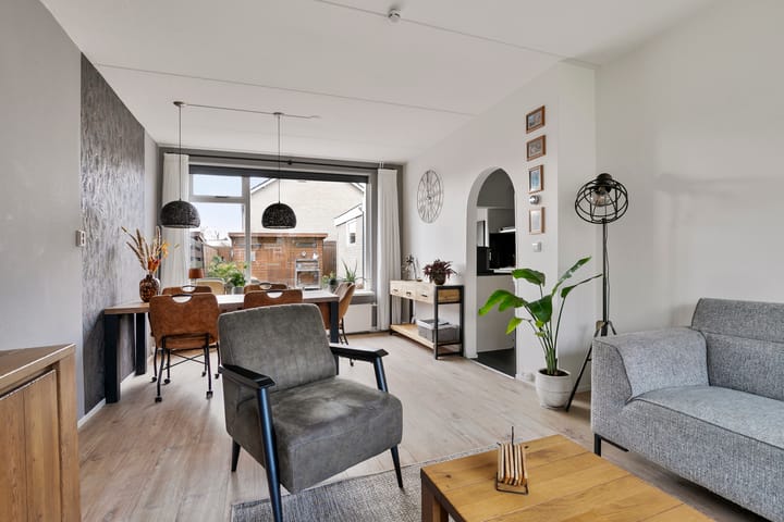 Foto 4 van Lautastins 16