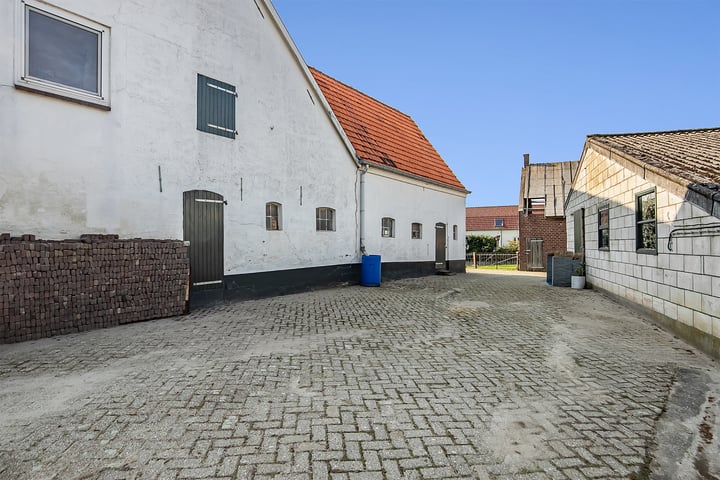 View photo 35 of Bredestraat 24