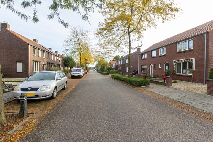 Foto 30 van Parklaan 22