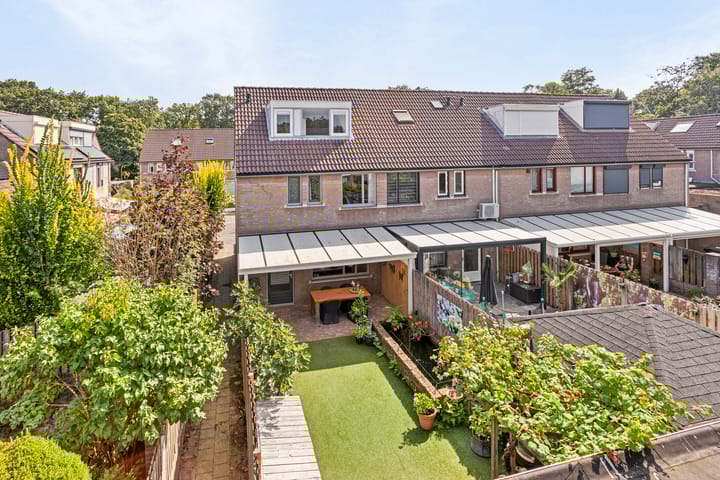 Foto 23 van Roerstraat 75