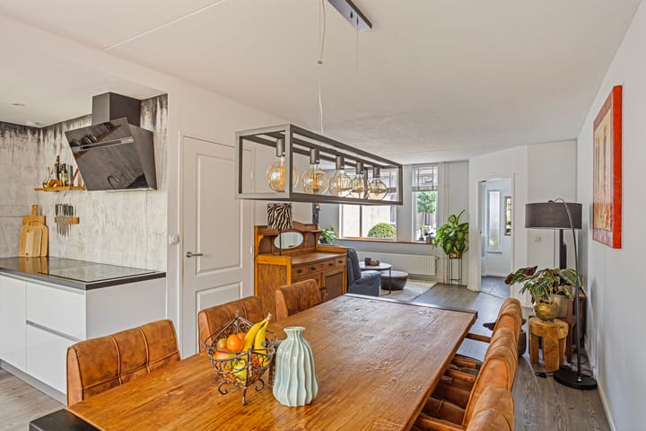 Foto 14 van Roerstraat 75