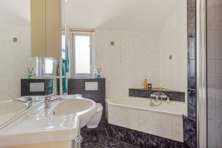 Foto 5 van Roerstraat 75