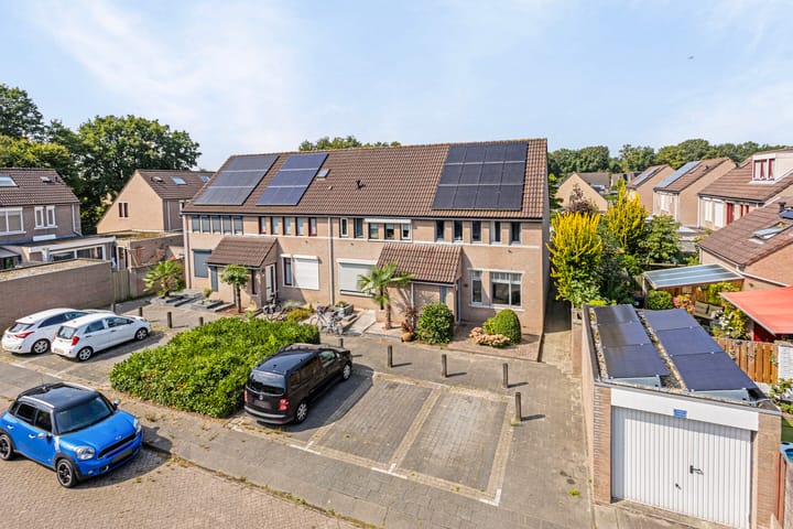 Foto 35 van Roerstraat 75