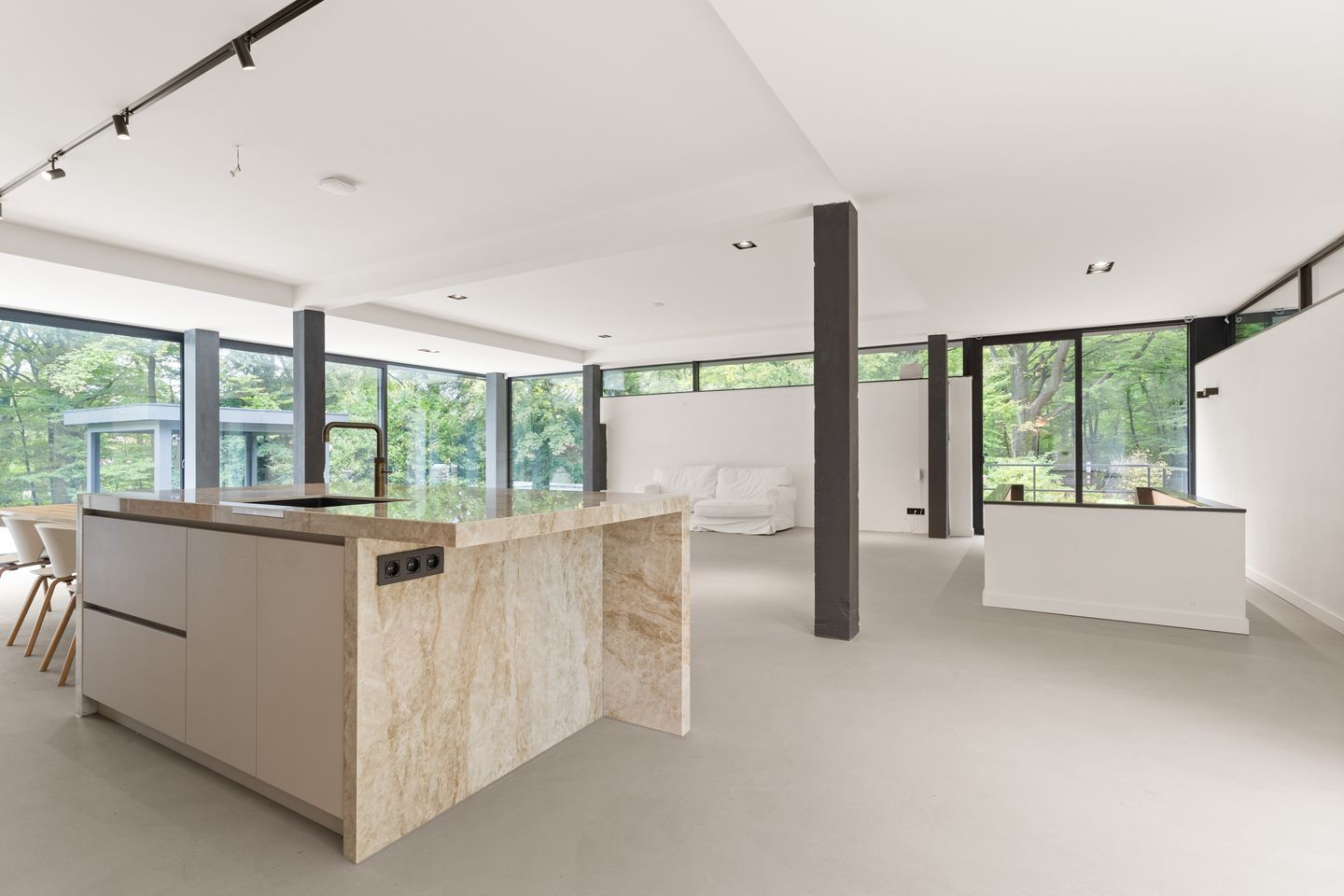 Foto 14 van Eleonoraweg 2