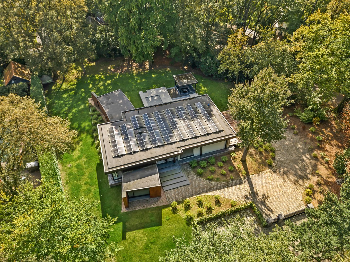 Foto 100 van Eleonoraweg 2