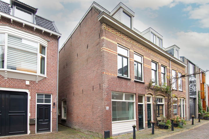 Bekijk foto 1 van Leidsezijstraat 14-ZW