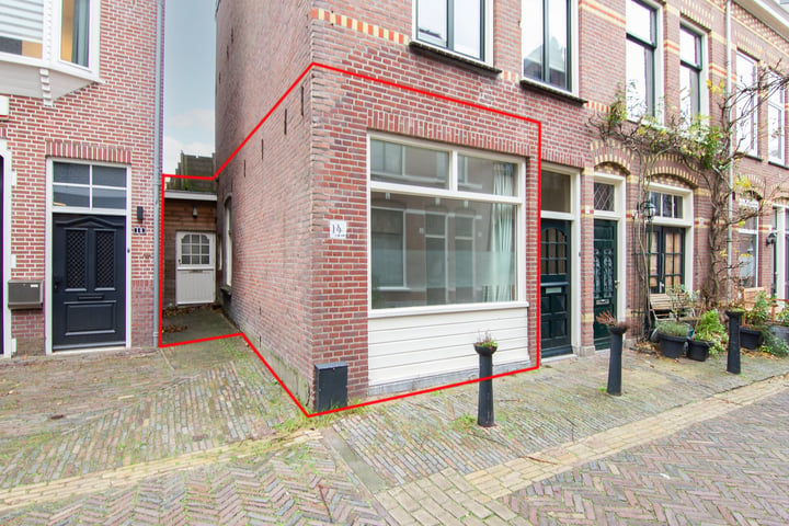 Bekijk foto 2 van Leidsezijstraat 14-ZW