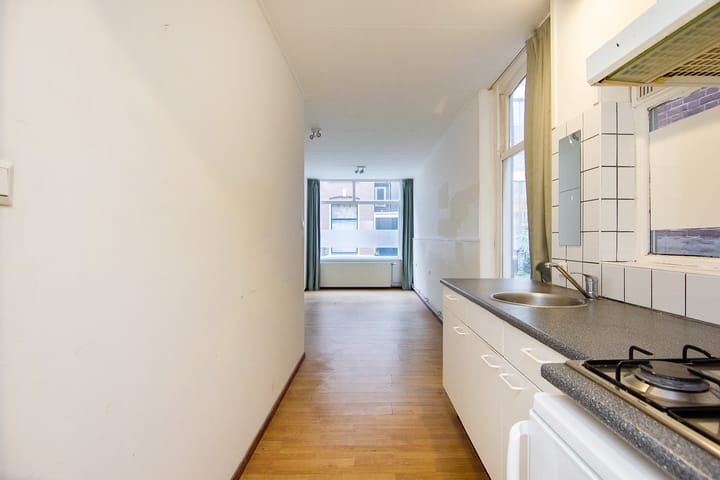 Photo 5 of Leidsezijstraat 14-ZW