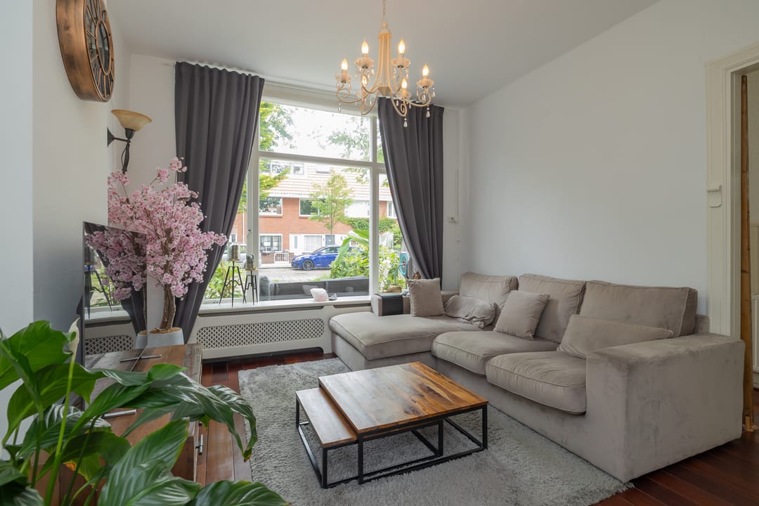 Photo 13 of Koninginneweg 16