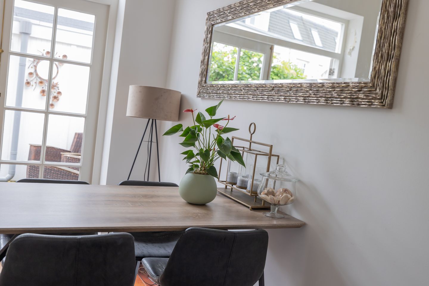 Photo 20 of Koninginneweg 16