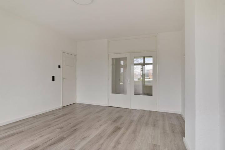 Bekijk foto 3 van Hertog Arnoldstraat 18